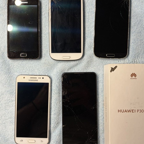 Mobile phones used, pack of 5, Samsung and Huawei models