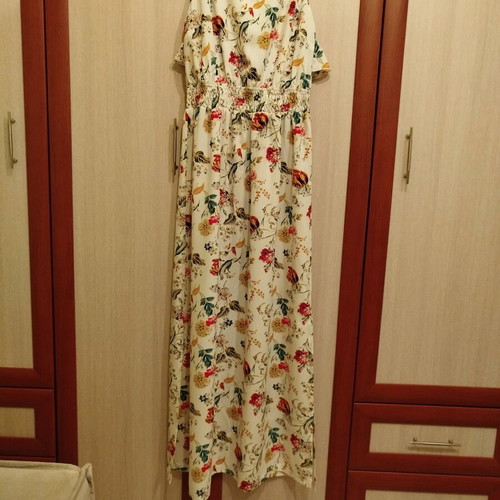 Long women's dress Bill Cost like new with open back