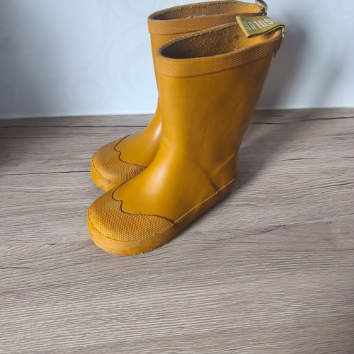 Angulus children's rain boots used, size 25, yellow