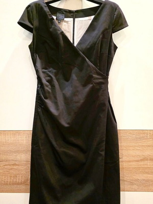 Access black wrap dress like new, size M 48