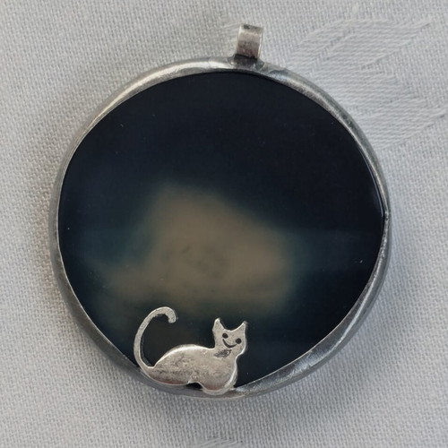 Silver pendant 925 with blue agate for cat lovers like new