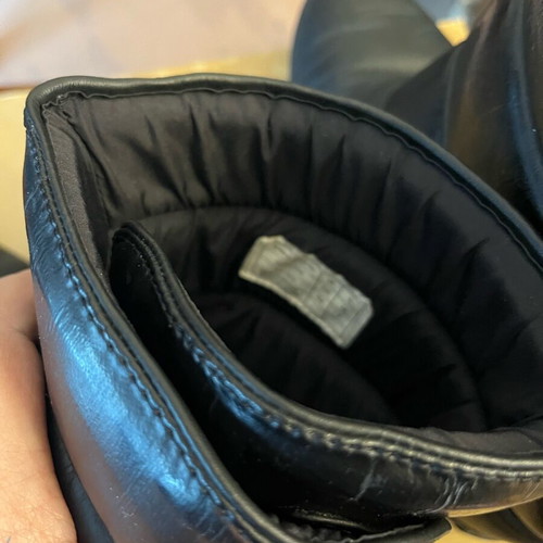Lacoste boots size 38 black like new