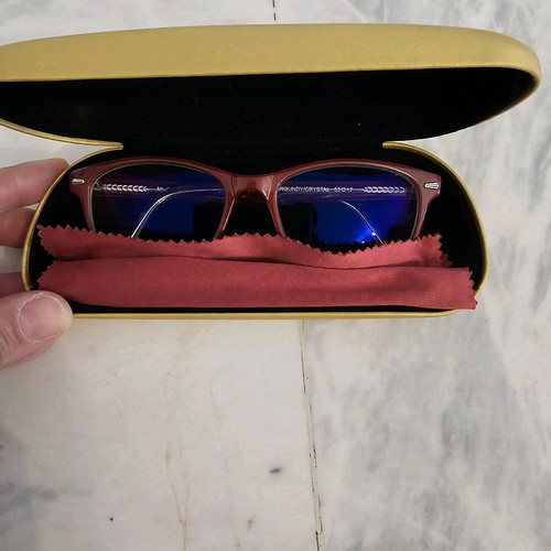 Mr. Gain Sophia women's eyeglass frame used, burgundy