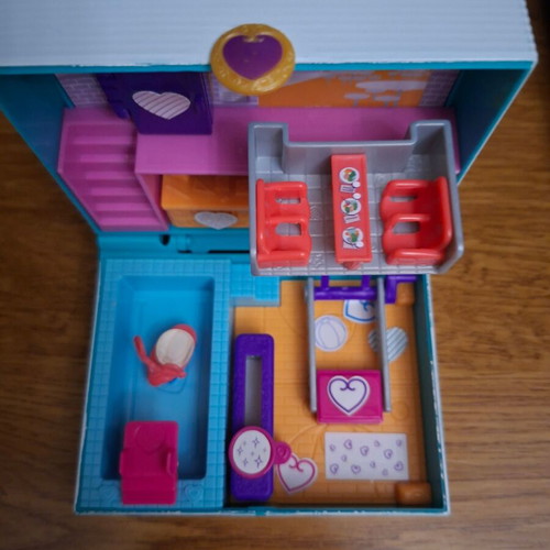 Polly Pocket Mini Middle School Compact used, Mattel model GFM48 FRY35