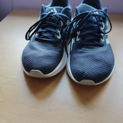 Adidas sports sneakers new, size 41 1/3