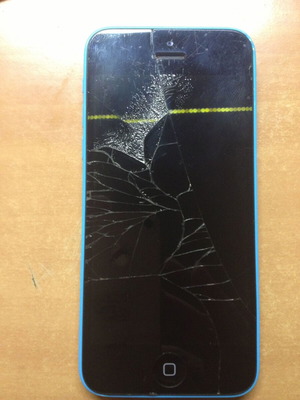 Apple iPhone 5c 32GB blue used with broken screen for parts