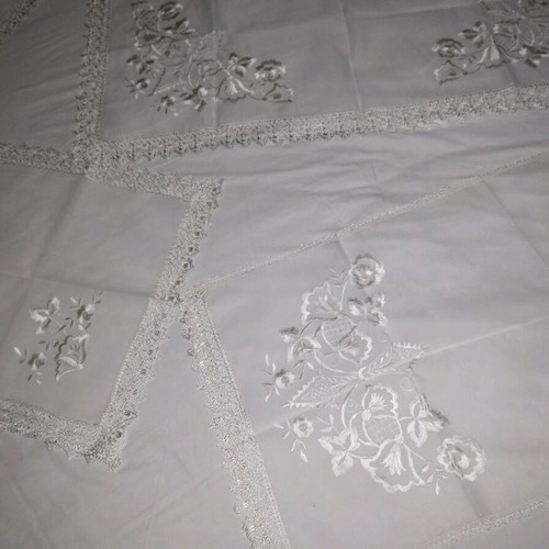 Silk Soufli set new, tablecloth, small napkins, sugar color runner