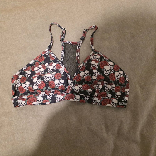 Backbone top like new, size medium