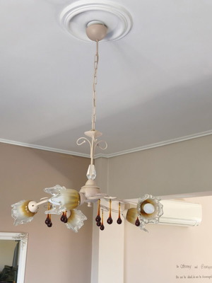 Ceiling light fixture
