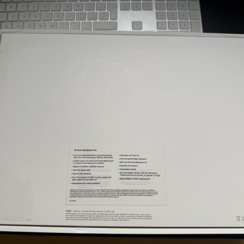 MacBook Pro 13-inch box like new, empty