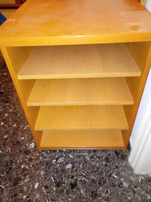 Shelf bedside table with wheels like new