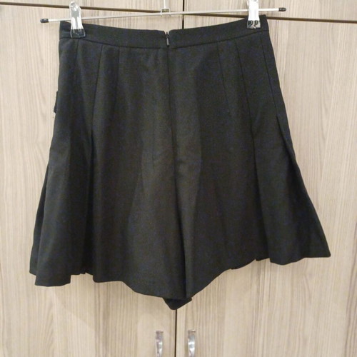 Zini black skort like new, size S