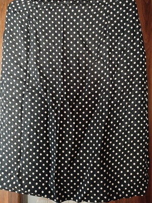 Skirt in black and white polka dots like new, size S