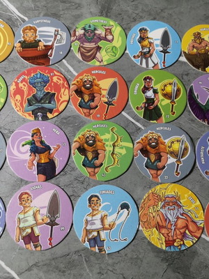 Heroes caps like new, pack of 40 pieces