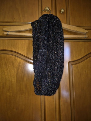 Knitted women's scarf neck with glitter black new
