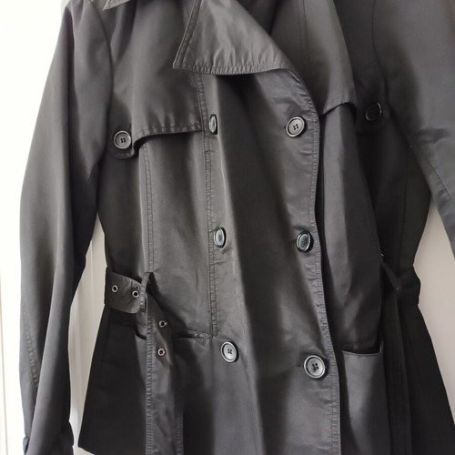 Zara Waterproof Coat Size Large Like New Black