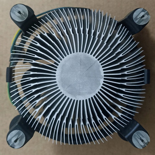Intel E97379-001 CPU cooler like new