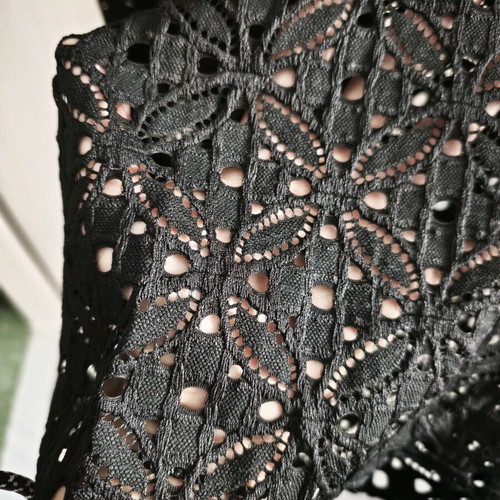 Lynne lace trousers like new, size 38, black