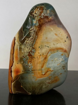 Ορυκτό πέτρωμα Αχάτης γυαλισμένος ολόπλευρα, πράσινος, καφέ, μπεζ-λευκός