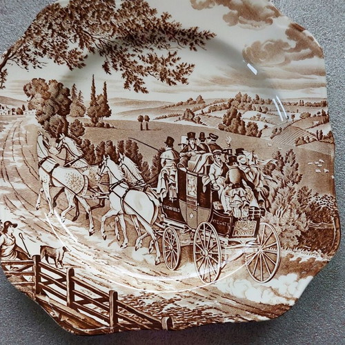 Decorative collectible Johnson Brothers plate from England like new