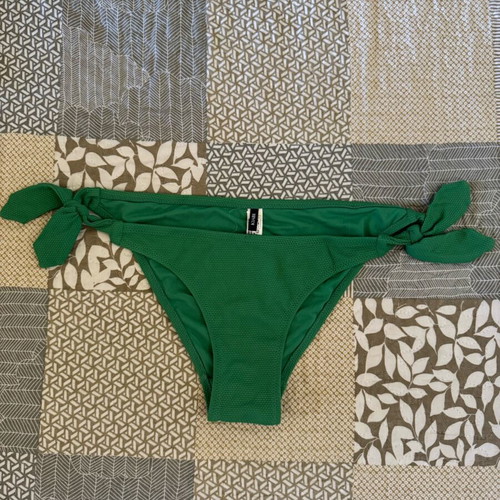 Kiabi bikini like new, size S, green and yellow