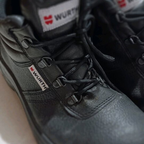 Work shoes slightly used, size 41, black
