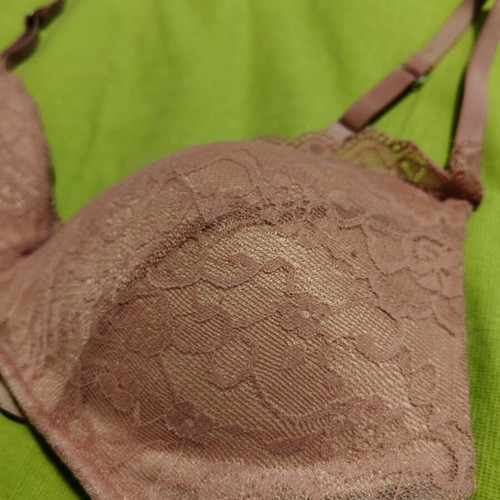 Tezenis bra without underwire like new, beige pink