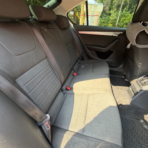 Skoda Octavia diesel DSG with panoramic roof, like new