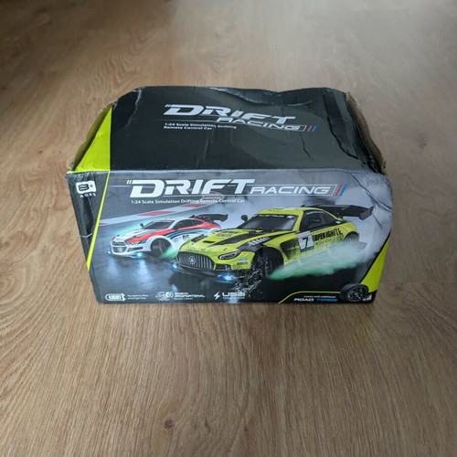 Remote Control Drift Car 1:24 4WD 2.4GHz LED Blue Green