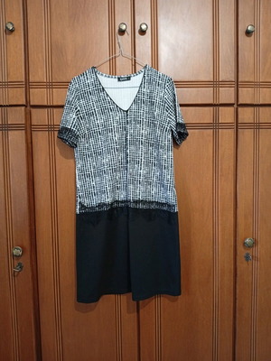 Garantie women's dress with lace, like new, No1 S/M, black-white
