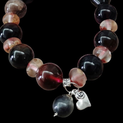 Bracelet with beads and metal elements new, black