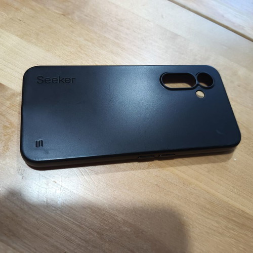Solana Mobile Seeker phone case, authentic