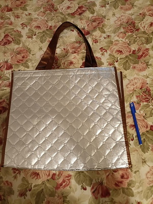 Silver tote shoulder bag for beach or shopping