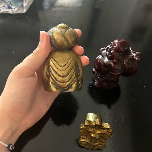 Set of three decorative figurines like new