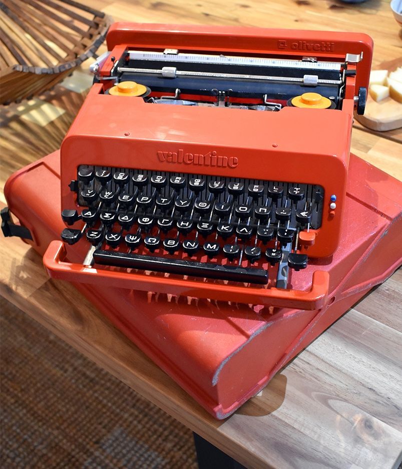 Olivetti Valentine typewriter like… - € 1.200,00 - Vendora.cy