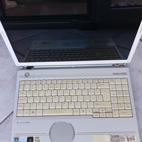 Packard Bell Ares GM2W used for parts without hard drive and Ram