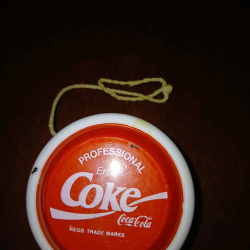 Coca-Cola yo-yo collectible from the 80s used