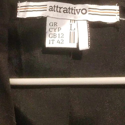Attrattivo blazer like new, black with blue striped details, size L