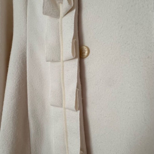 Thesis cream mid-length coat size S/M like new