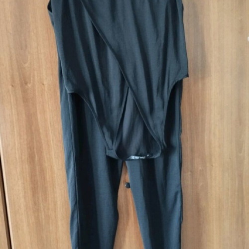 Zara women's jumpsuit satin black size M like new