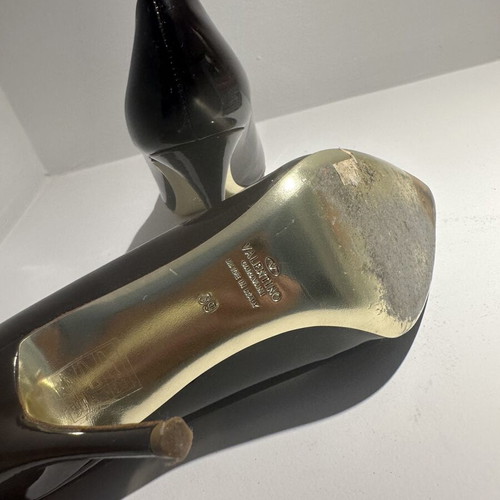 Valentino brown gold pumps, size 39