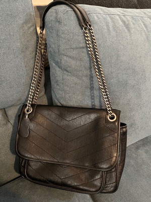 Τσάντα ώμου δερμάτινη καινούργια, μαύρη