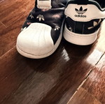 Adidas casual shoes for boys size 27, multicolor