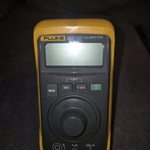 Fluke 707 loop calibrator like new