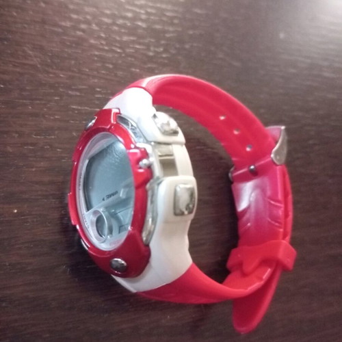 Children's watch like new, red, unused