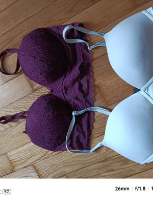 Σουτιέν Victoria's Secret σαν καινούργια, πακέτο 2, ροζ και μπεζ