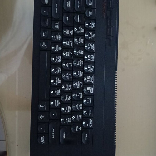 Sinclair ZX Spectrum 48K+ console with new keyboard membrane