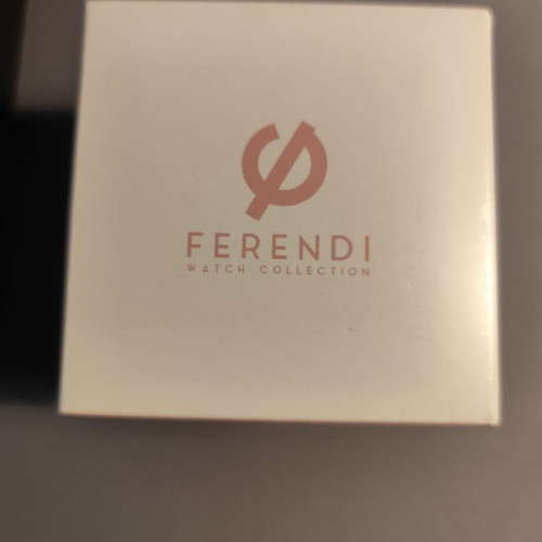 Ferendi F3998 women's watch like new, gold color