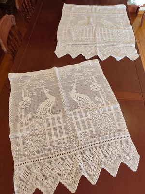 Handmade knitted curtains like new, set of 2, 67x77 cm