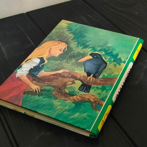 Hans Christian Andersen Fairy Tales hardcover used, Greek edition